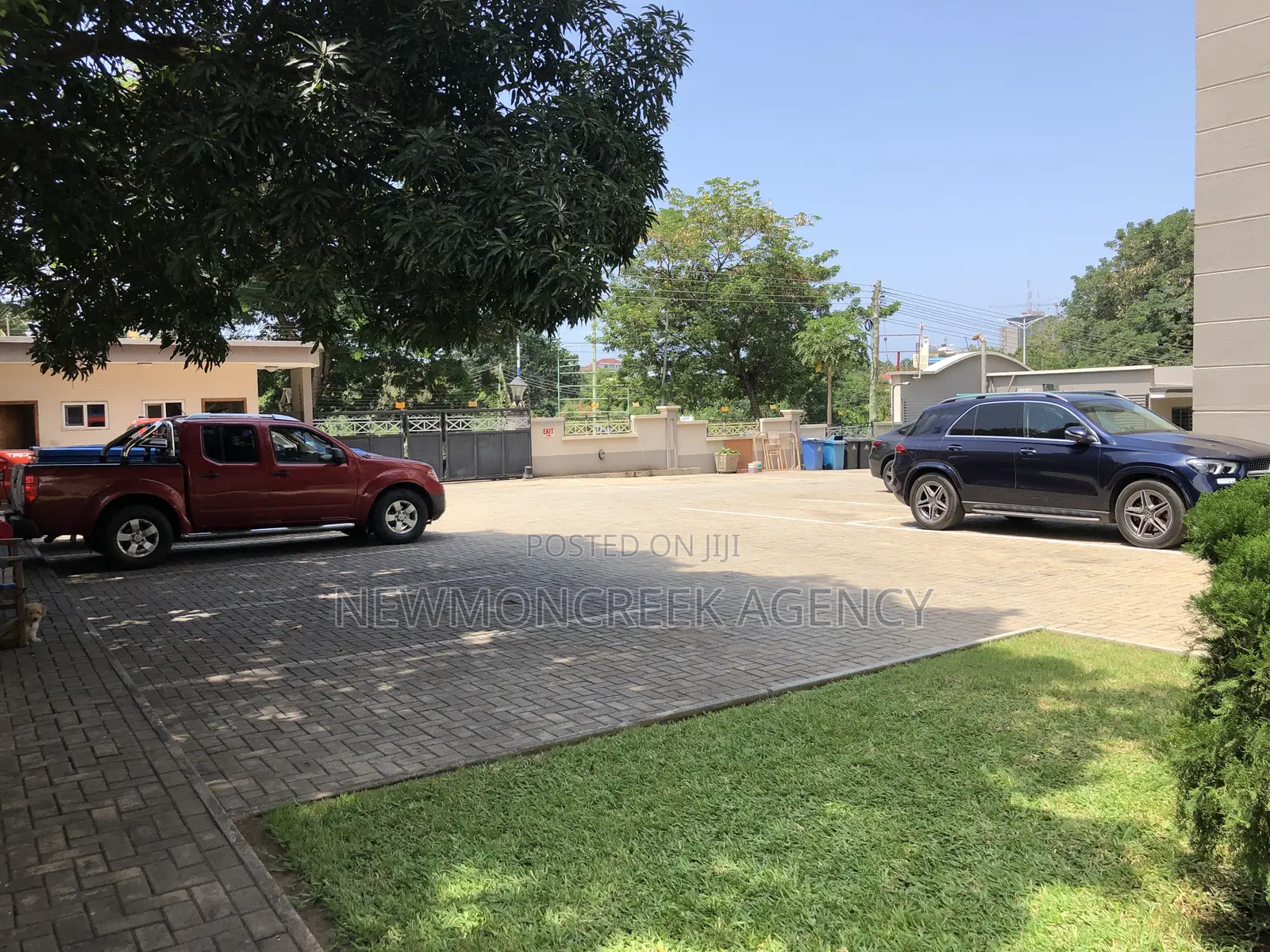 3bdrm Apartment in Accra,Ridge. for sale