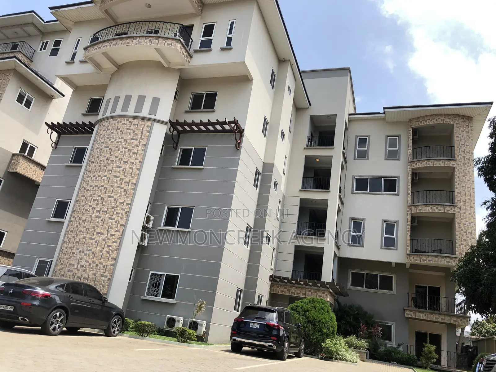3bdrm Apartment in Accra,Ridge. for sale