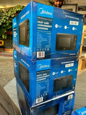 Durable and Affordable Midea MM7P012MZ-B Microwave.