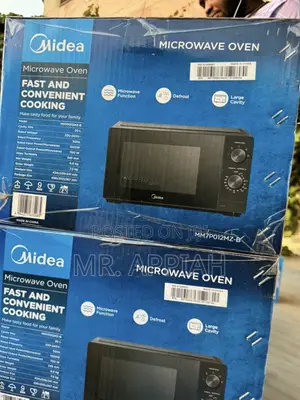 Lovely Design Midea MM7P012MZ-B Microwave Oven.