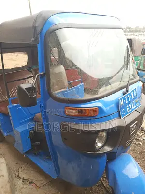 Bajaj RE 2021 Blue