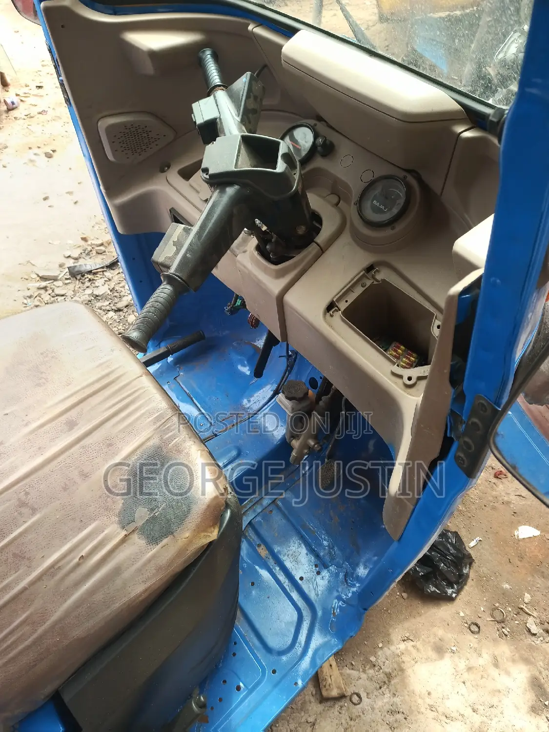 Bajaj RE 2021 Blue