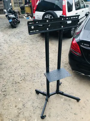 Highly Nicest Mobile TV Stand Rolling Movable for 32"-70