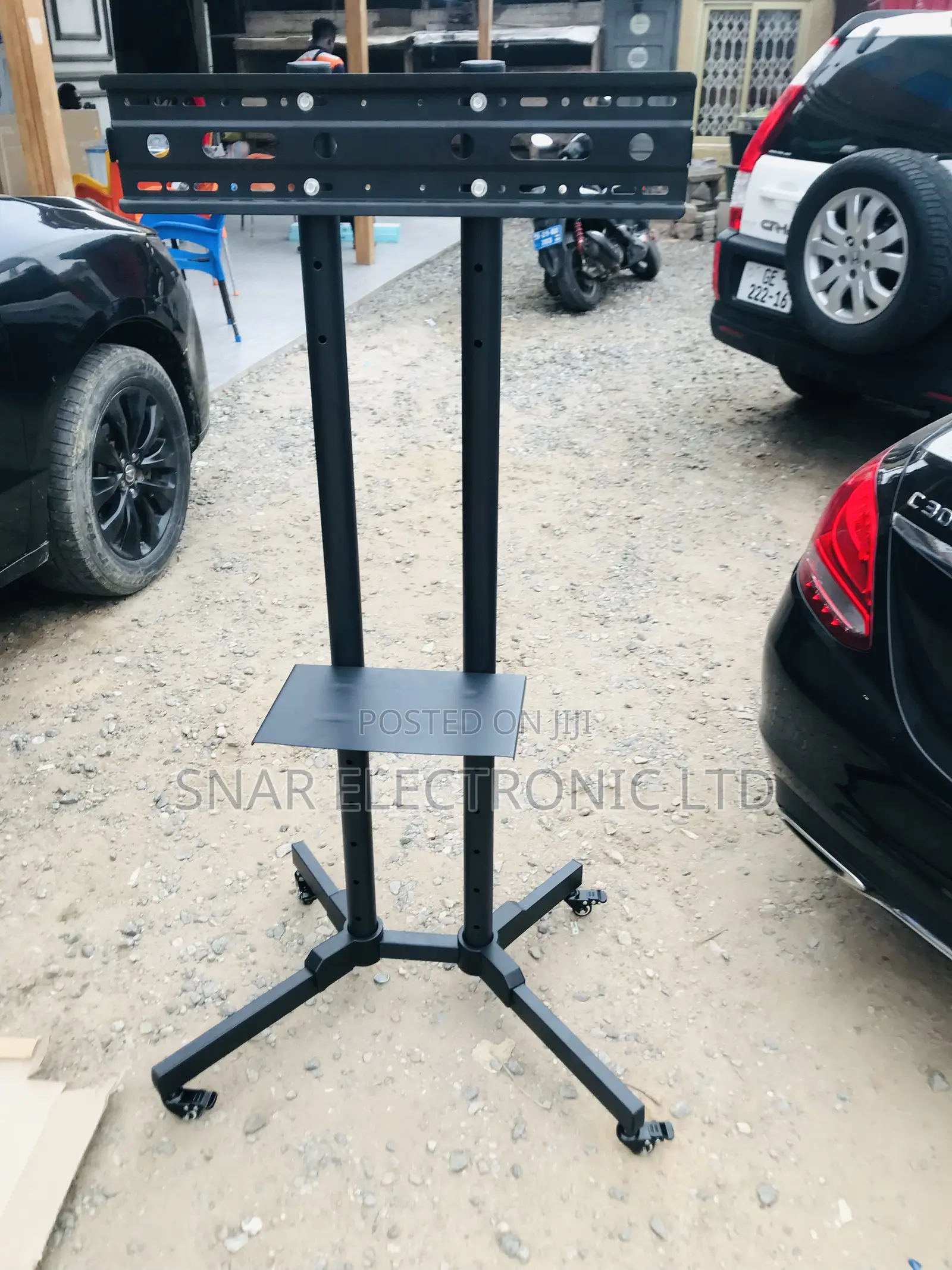 Highly Nicer Mobile TV Stand Rolling Movable for 32"-70