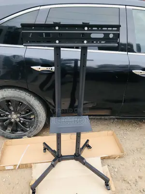 Highly Durable Mobile TV Stand Rolling Movable for 32"-70