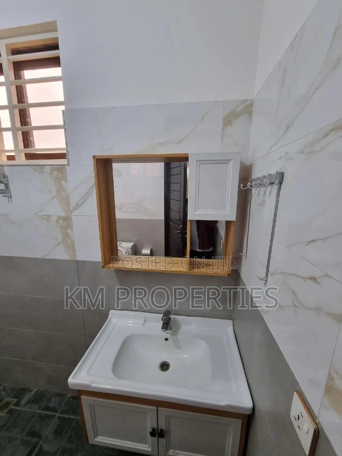 2bdrm Apartment in West Legon for rent