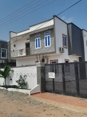 5bdrm House in Lashibi, Tema Metropolitan for sale