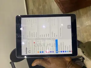 Apple iPad Air (2020) Wi-Fi 32 GB Gray