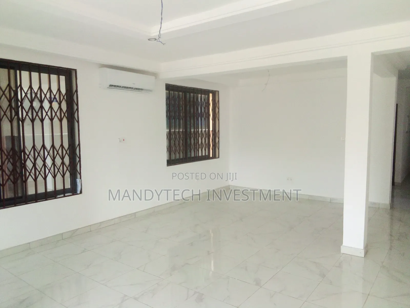 3bdrm Duplex in Oyarifa Mall Area for sale