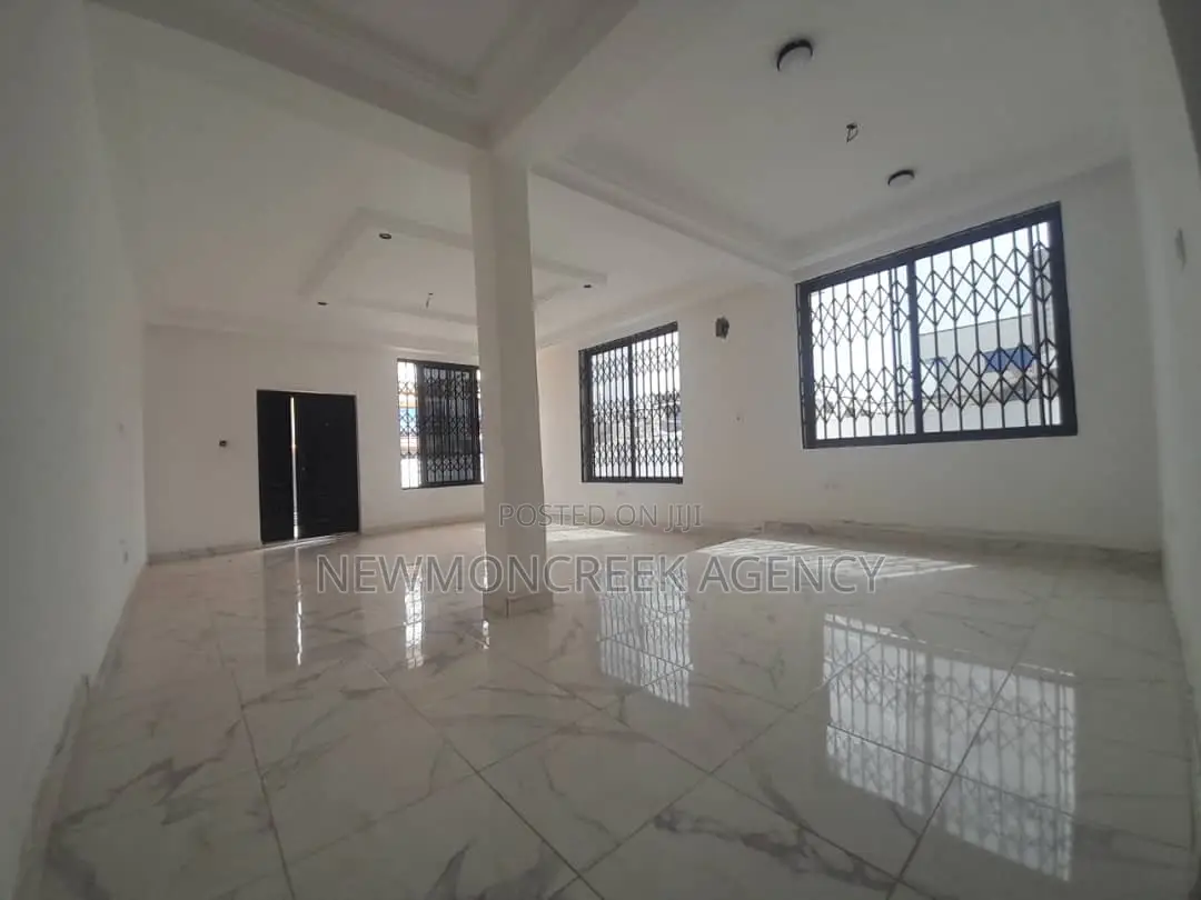 3bdrm Duplex in Gated Est.Oyarifa, Accra Metropolitan for sale