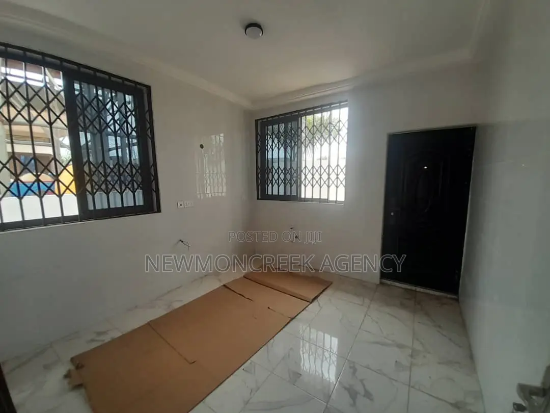3bdrm Duplex in Gated Est.Oyarifa, Accra Metropolitan for sale