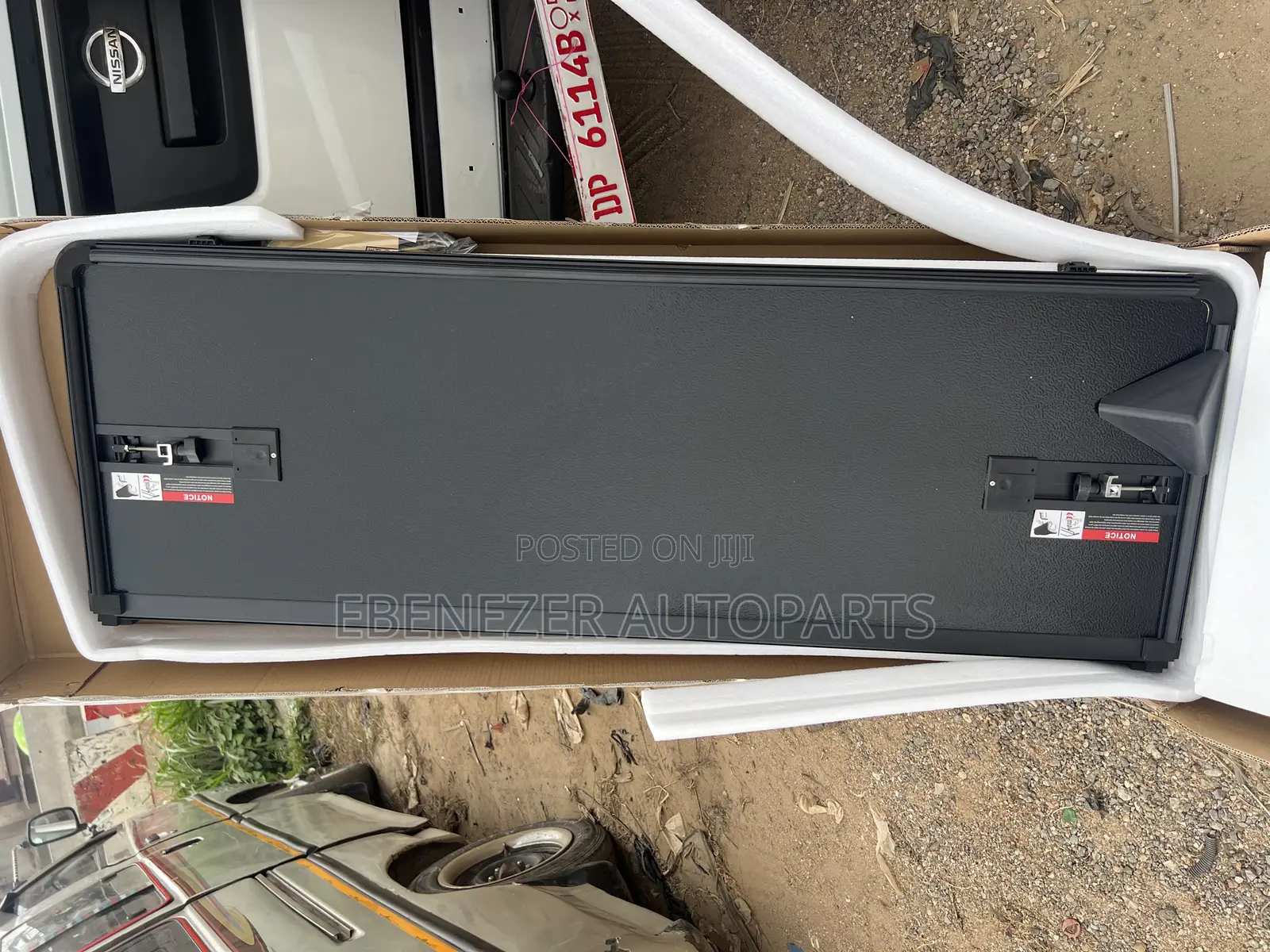 Nissan Navara Frontier Harbody Pickups Bucket Boot Cover