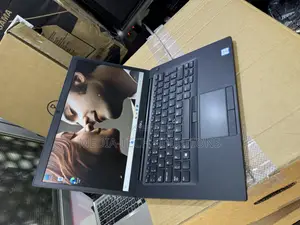 Laptop Dell Latitude 7490 16GB Intel Core i7 SSD 256GB