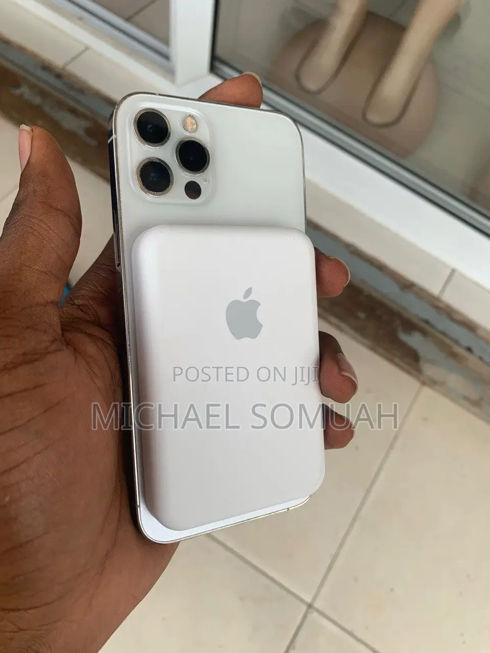 Apple Magsafe Battery Pack