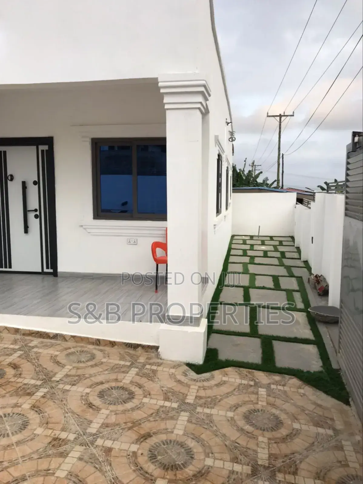 2bdrm House in Ashomang Estate for sale