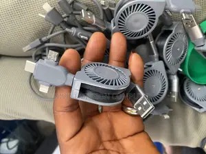 Uk Used 3 in 1 Cable. iPhone,Type C Android