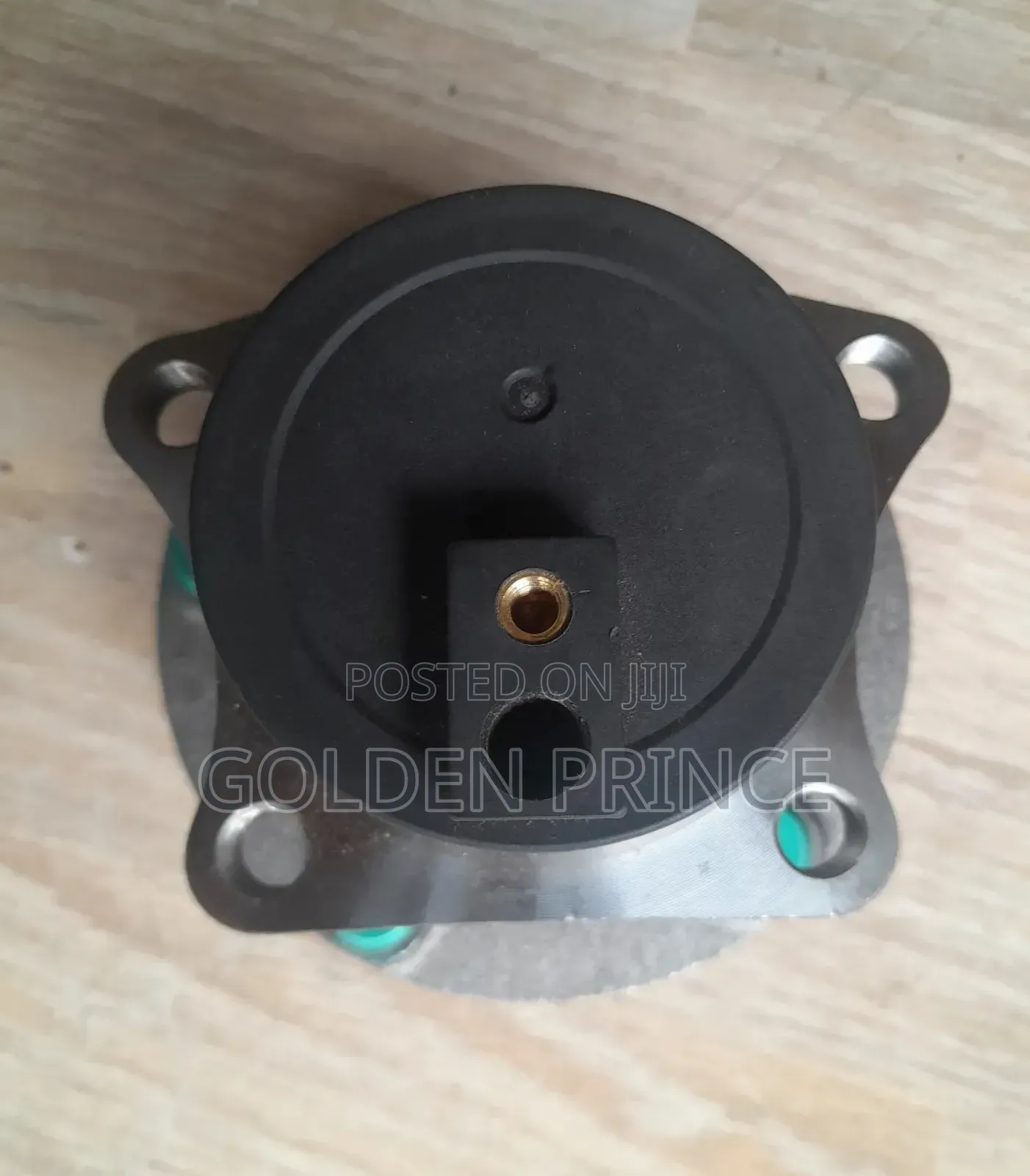 Madza CX7 (2×4) Back Hub 07-012