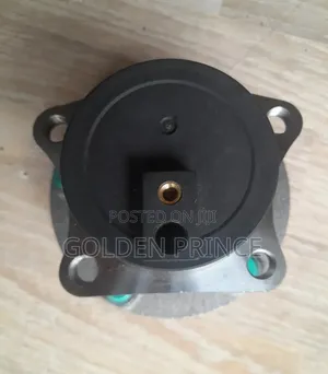 Madza CX7 (2×4) Back Hub 07-012