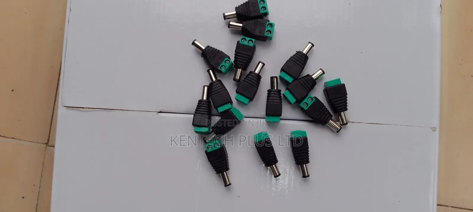 Black/Power Connector Male