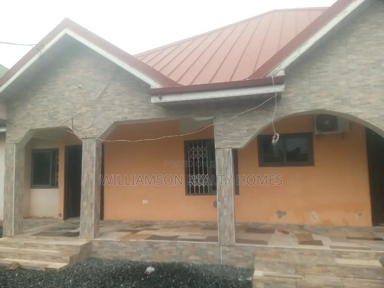 2bdrm Apartment in Community 18 Area, Spintex for rent