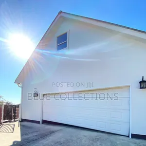18 ×8 Stylish Automated Garage
