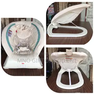 Fisher Price Sweet Surroundings Deluxe Bouncer, Giraffe
