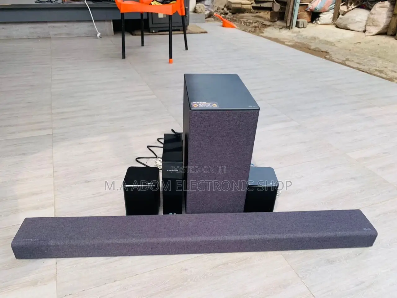Original Lg Sp7r. 7.1 Channel Bluetooth Sound Bar System.