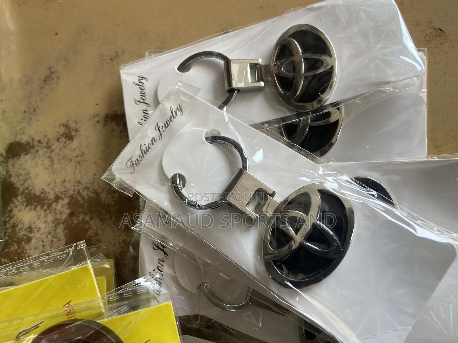 Key Holder Available at Cool Price