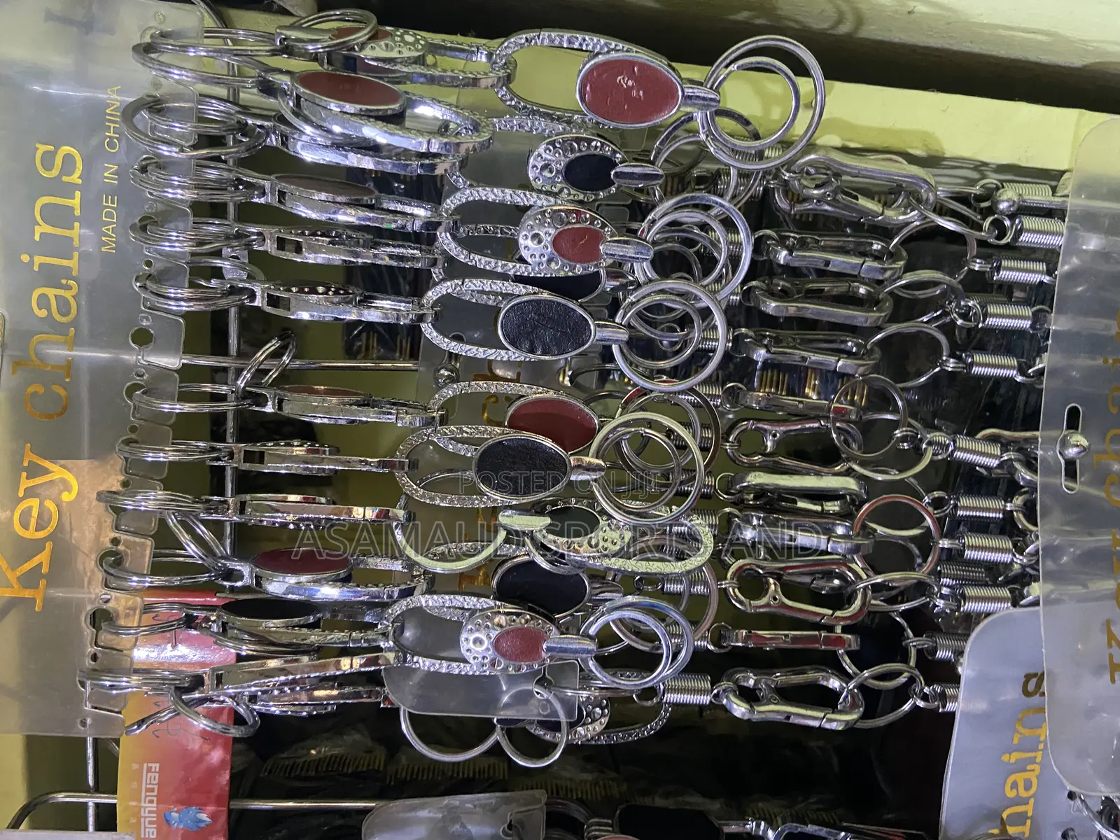 Key Holder Available at Cool Price