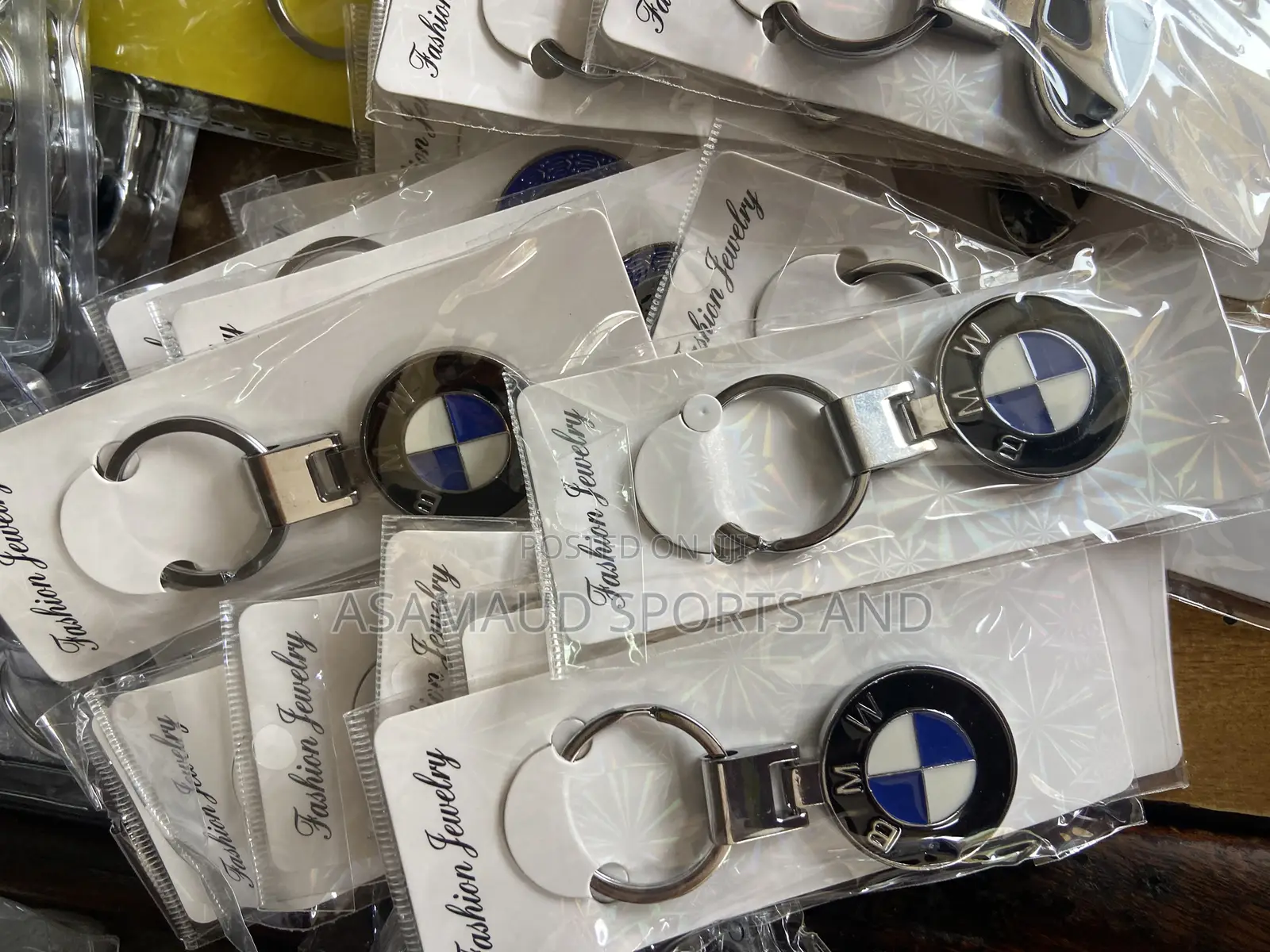Key Holder Available at Cool Price