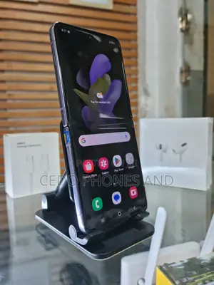 Samsung Galaxy Z Flip4 256 GB Purple