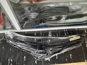 Corolla Top Grille 014-016