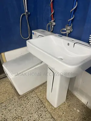 White And Black Design Wlc