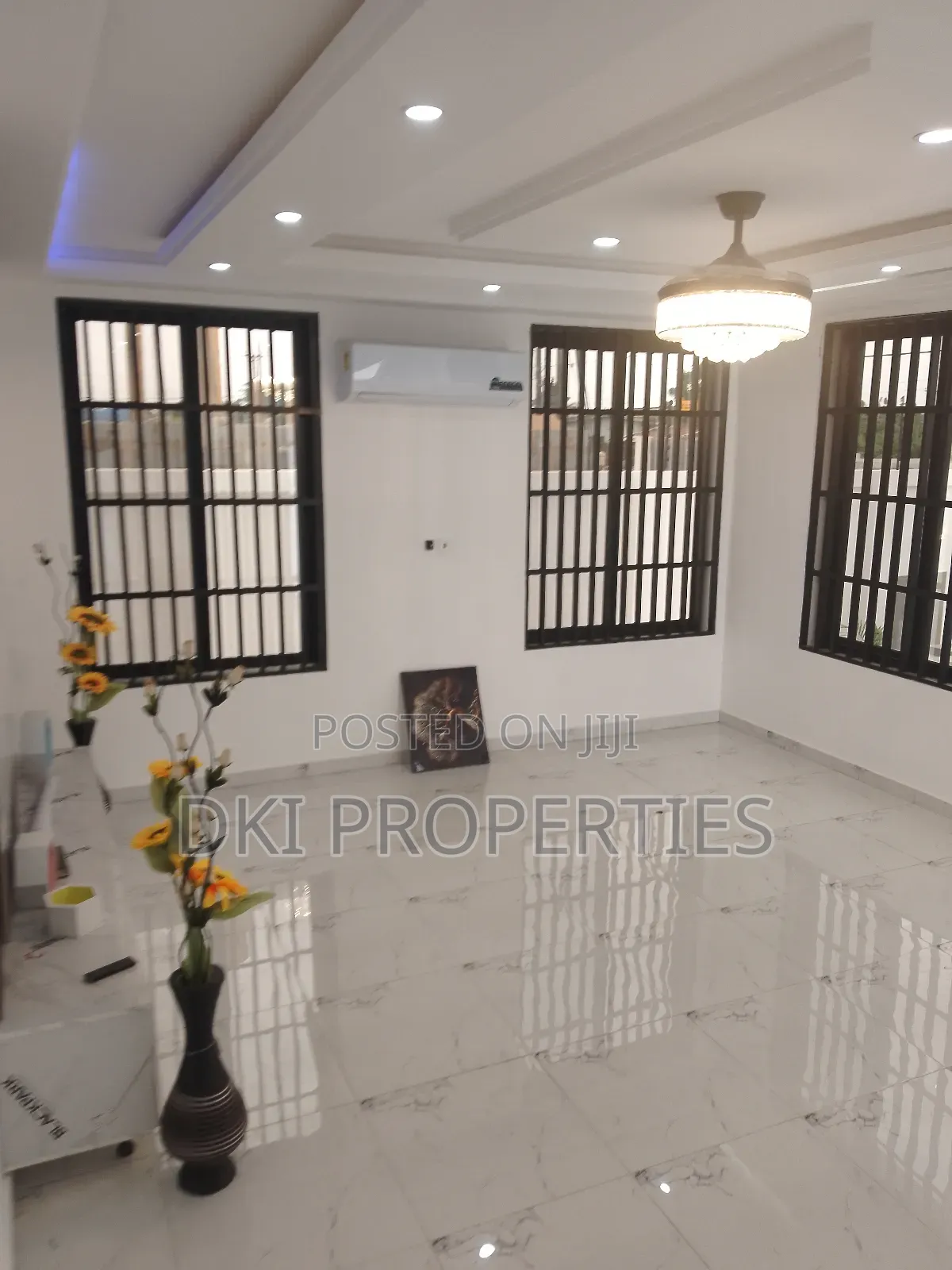 3bdrm House in Dki Properties, Adenta for sale