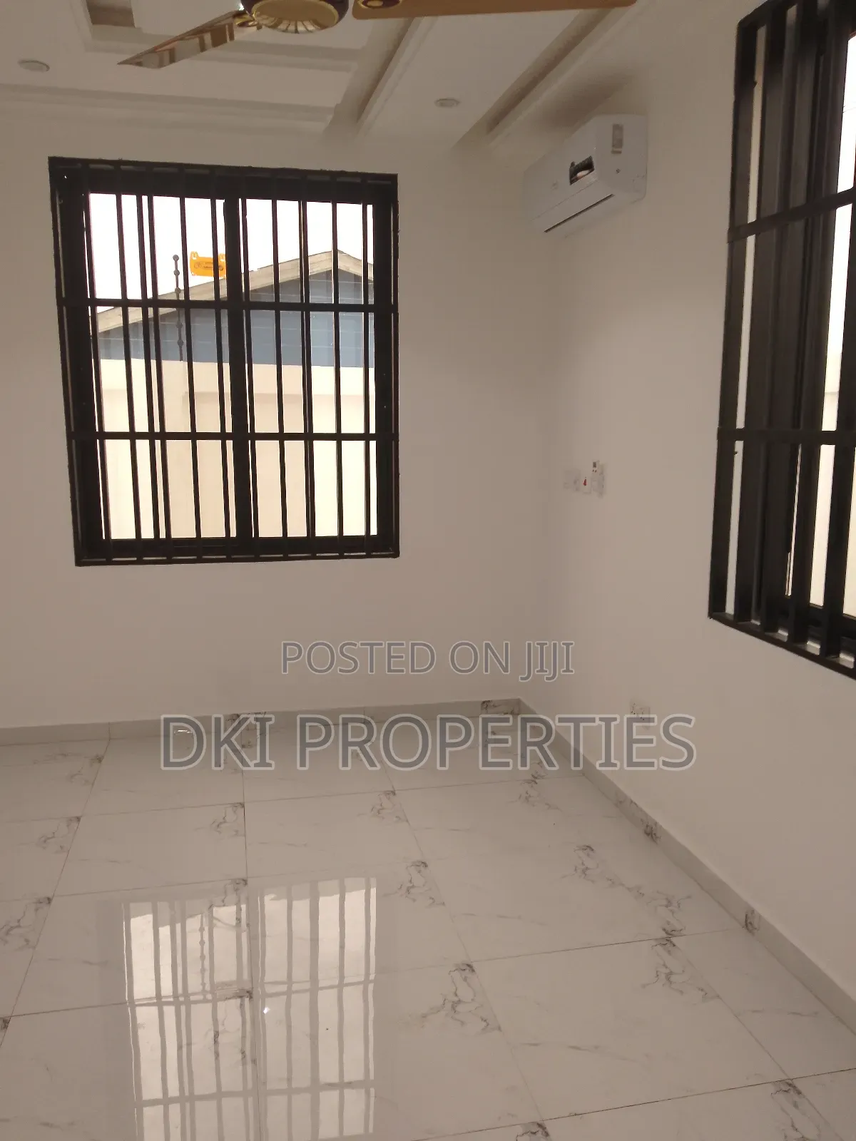 3bdrm House in Dki Properties, Adenta for sale