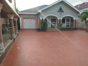 4bdrm House in Pleasantplaces, Parakuo Estate for sale
