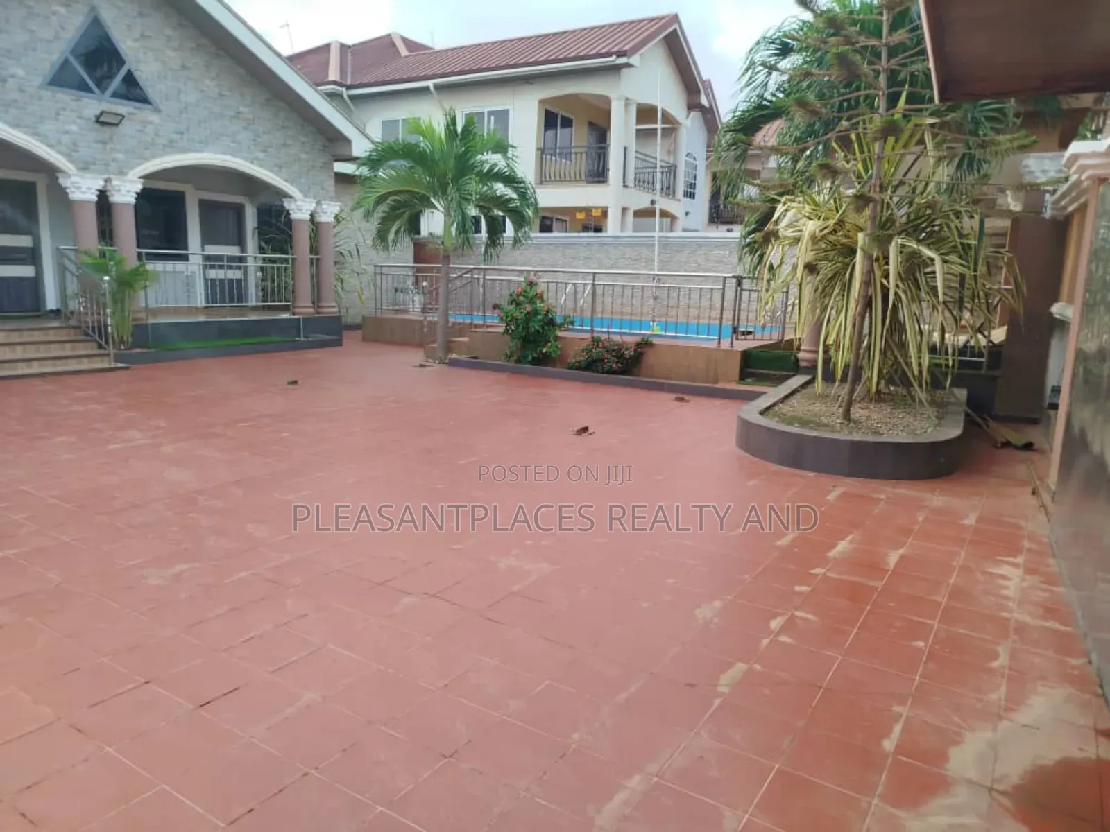 4bdrm House in Pleasantplaces, Parakuo Estate for sale