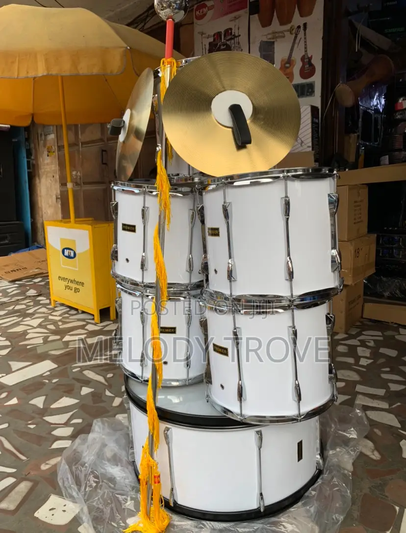 Parade Drums (White)