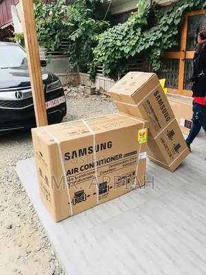 Samsung R410 Gas 2.5hp Air Conditioner(White).