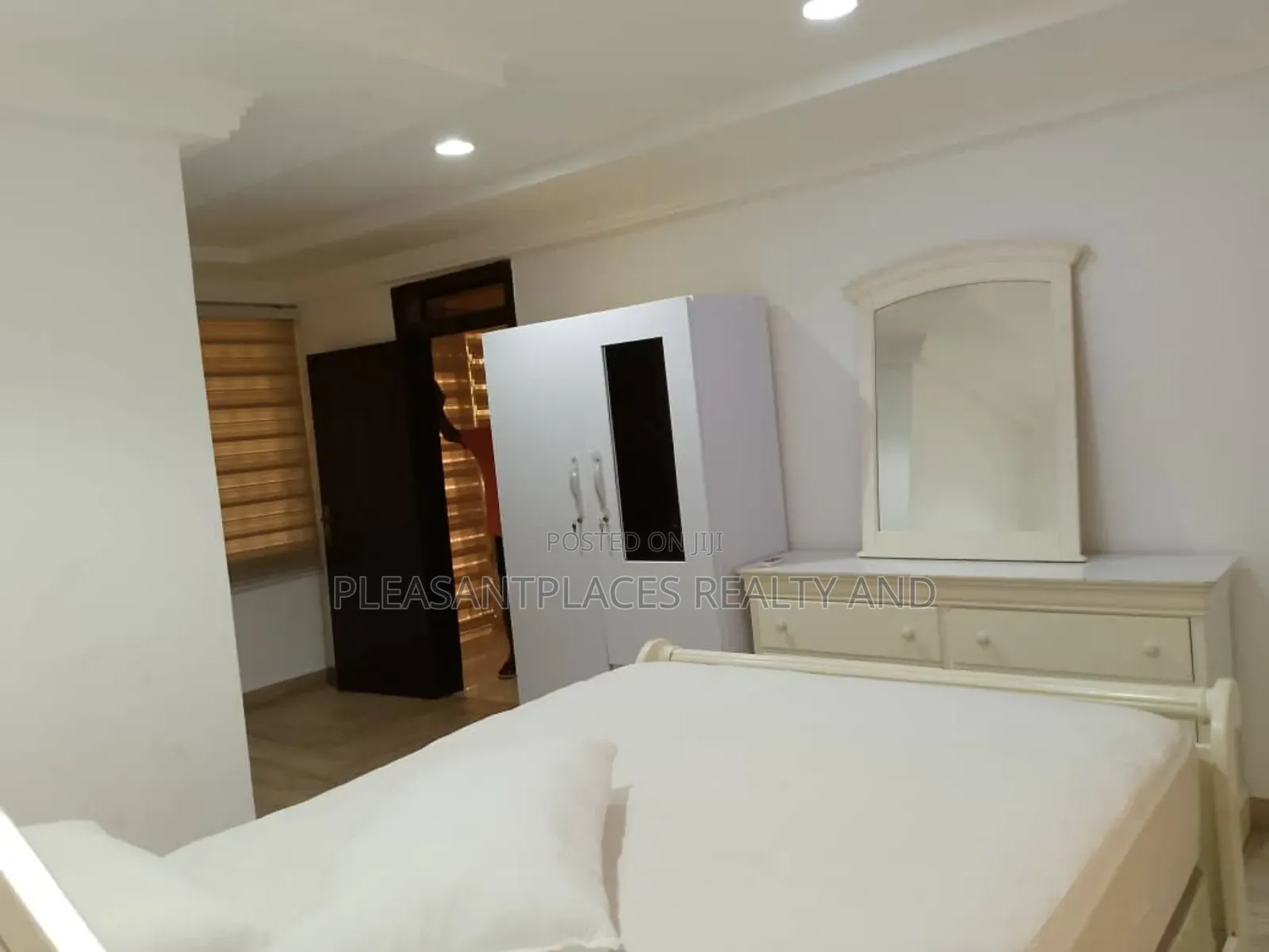 Furnished 2bdrm Apartment in Pleasantplaces, East Legon for rent