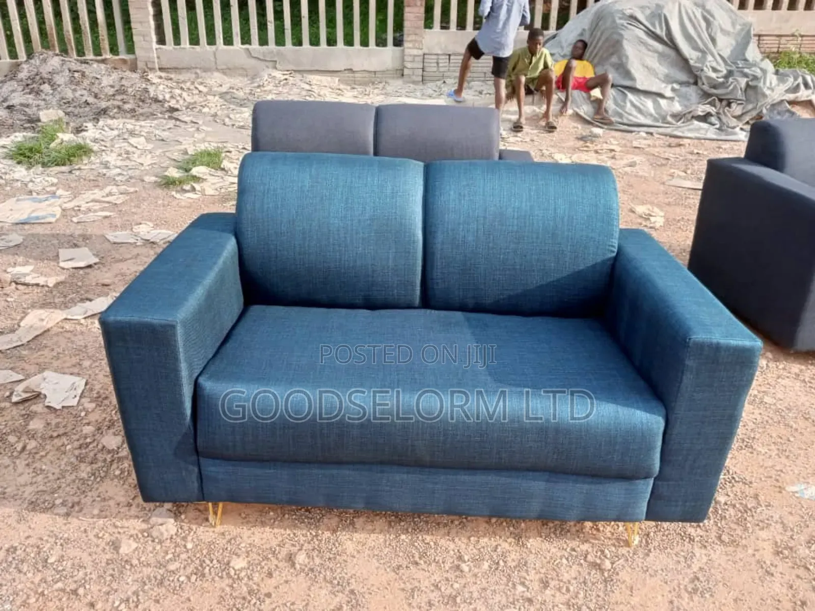Couch  2in1 Sofa FURNITURE With FREE DELIVERY 