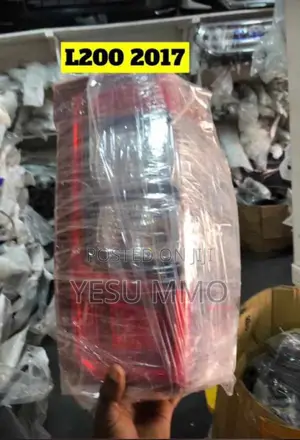 Mitsubishi L200 2018 Taillight