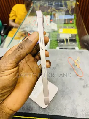 New Apple iPhone 13 128 GB Rose Gold