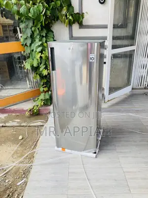 High Quality LG GN-Y331SLS 199L Single Door Fridge.