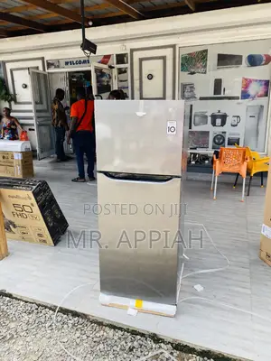 Fast Cooling LG GN-B202SQBB 187L Double Door Refrigerator.