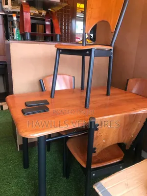 Restaurant Table Set