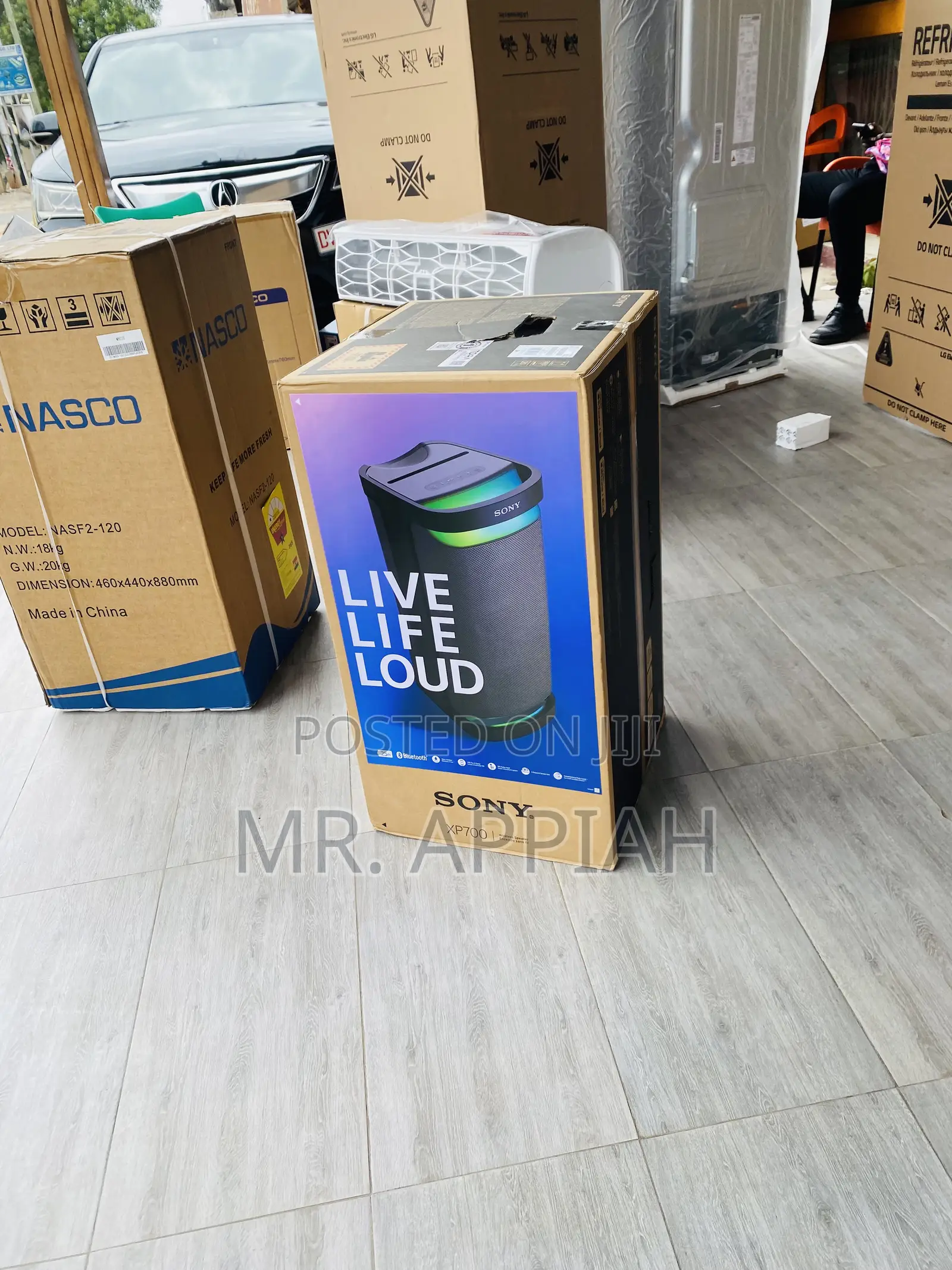 Sealed in Box Sony SRS Xp700 Portable Bluetooth Speaker.