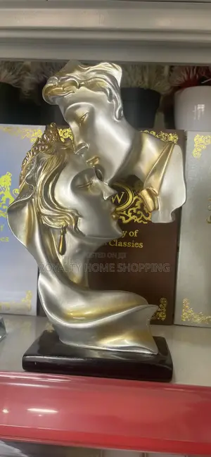 Figurine Ornaments