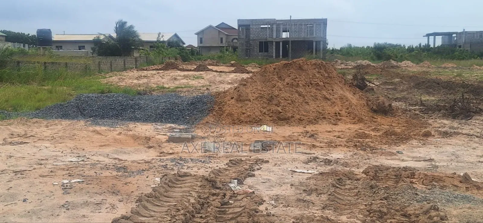 Titled Half Plot // Well Positioned at Tema Community 25