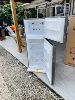 Brand New LG GN-B202SQBB 187ltrs Top Freezer Fridge.